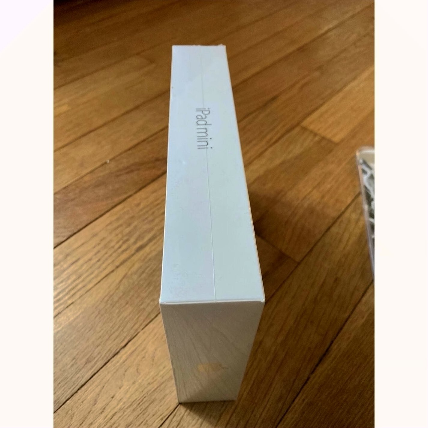 Apple iPad Mini 16GB Space Gray Unlocked - Used image 2
