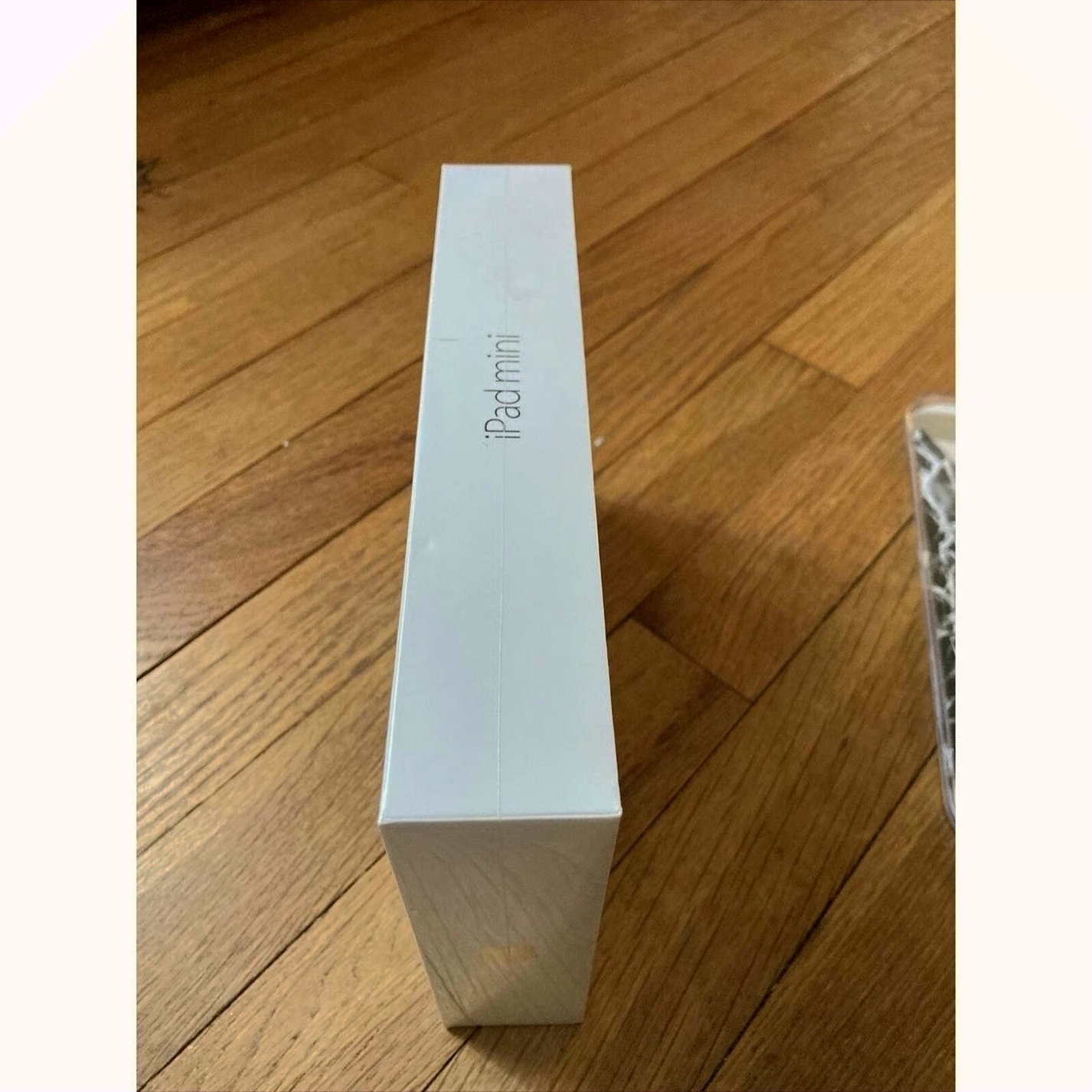 Apple iPad Mini 16GB Space Gray Unlocked - Used image 4