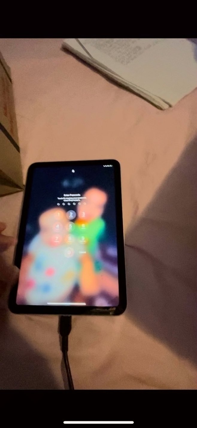 Apple iPad Mini 6th Generation 64GB Starlight Unlocked - Used image 2