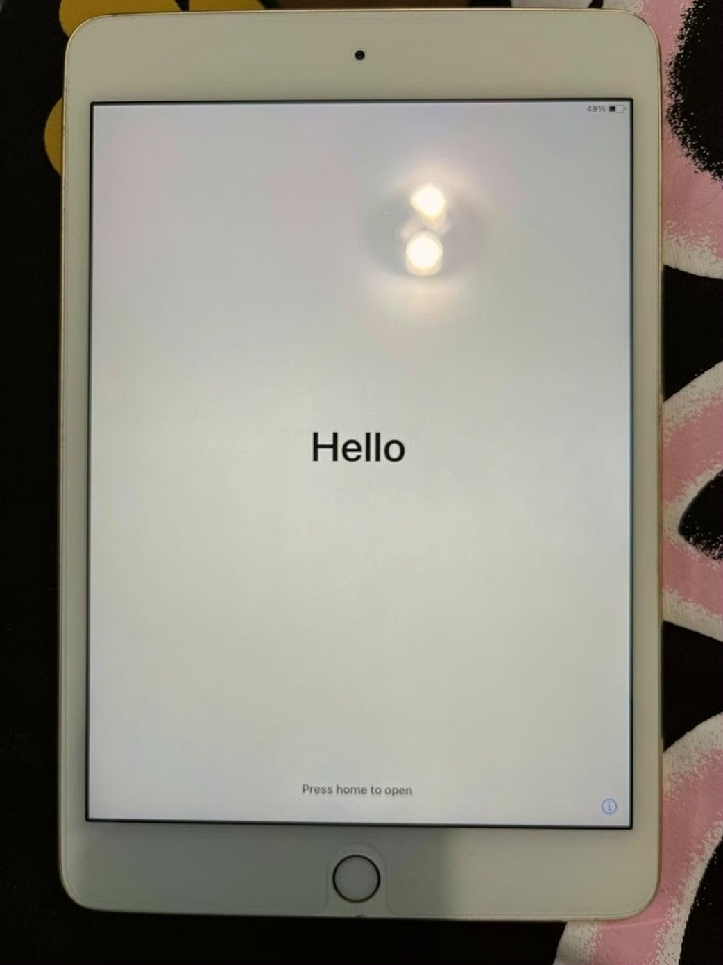 Apple iPad Mini 4th Generation 128GB Gold Unlocked - Used