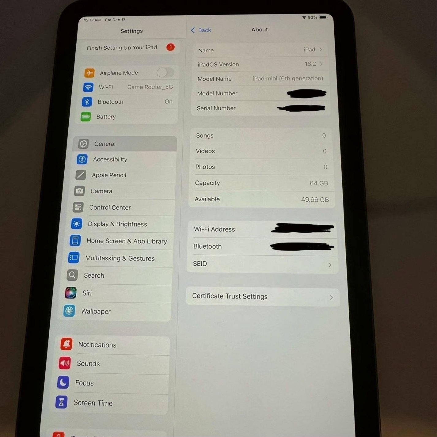 Apple iPad Mini 6th Generation 64GB Space Grey Unlocked - Used image 5