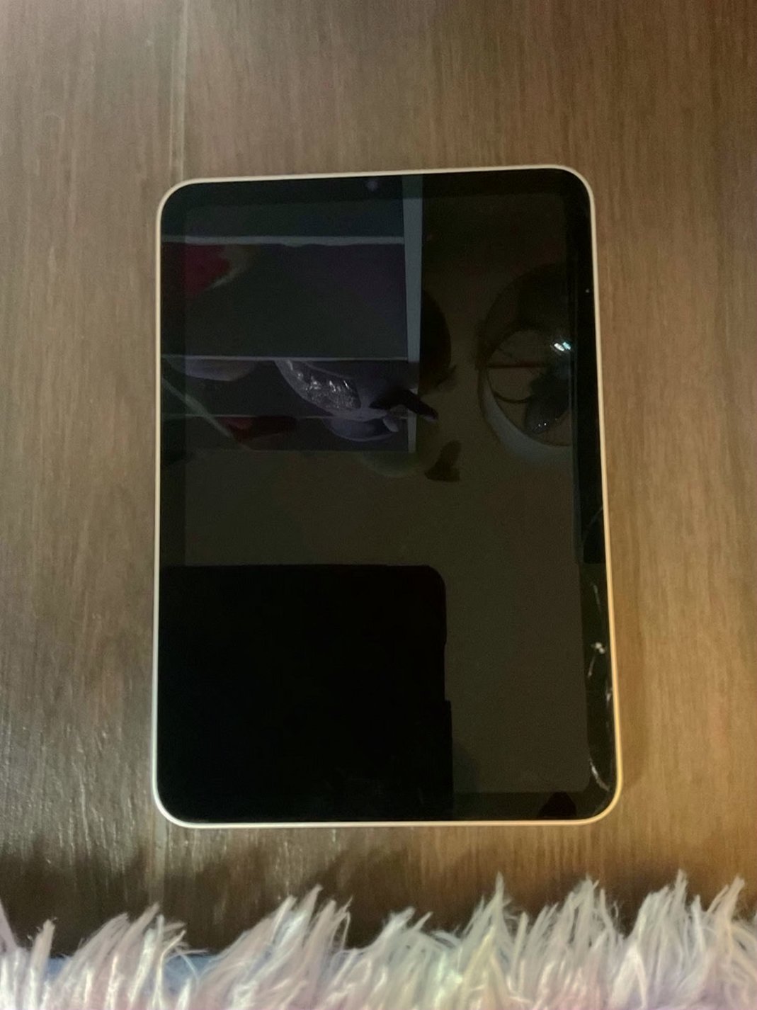 Apple iPad Mini 6th Generation 64GB Starlight Unlocked - Used image 2