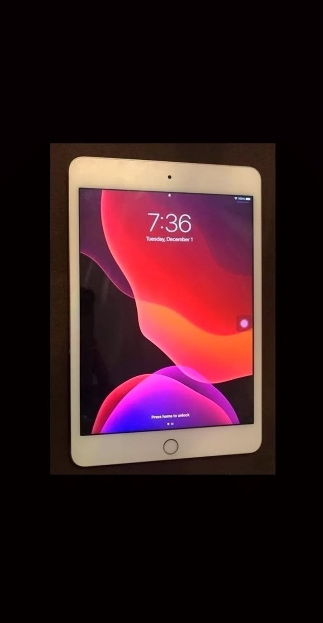 Apple iPad Mini 4 128GB Gold Unlocked - Used