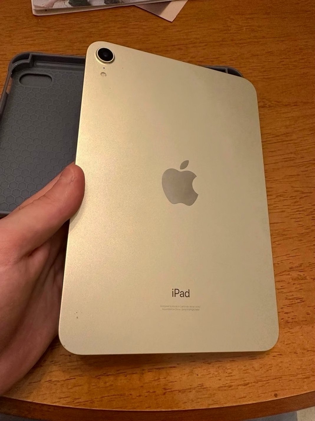Apple iPad Mini 6th Generation 64GB Unlocked Used image 3