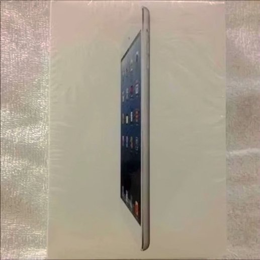 Apple iPad Mini 1st Gen 16GB White & Silver Unlocked - Used