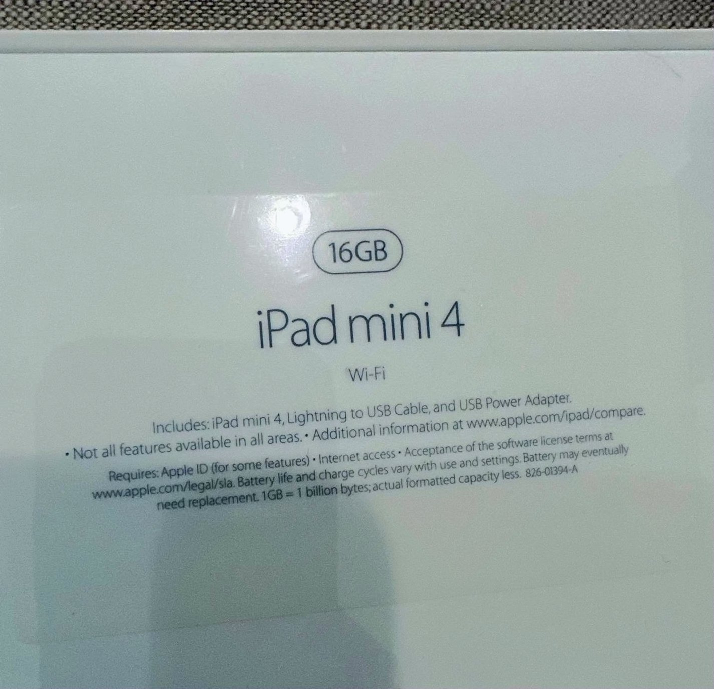 Apple iPad Mini 4 16GB Gold Unlocked - Used image 3