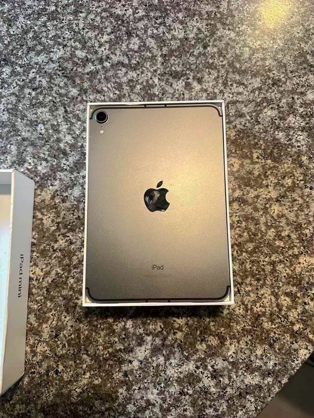 Apple iPad mini 2V63 64GB Space Gray Unlocked - Used