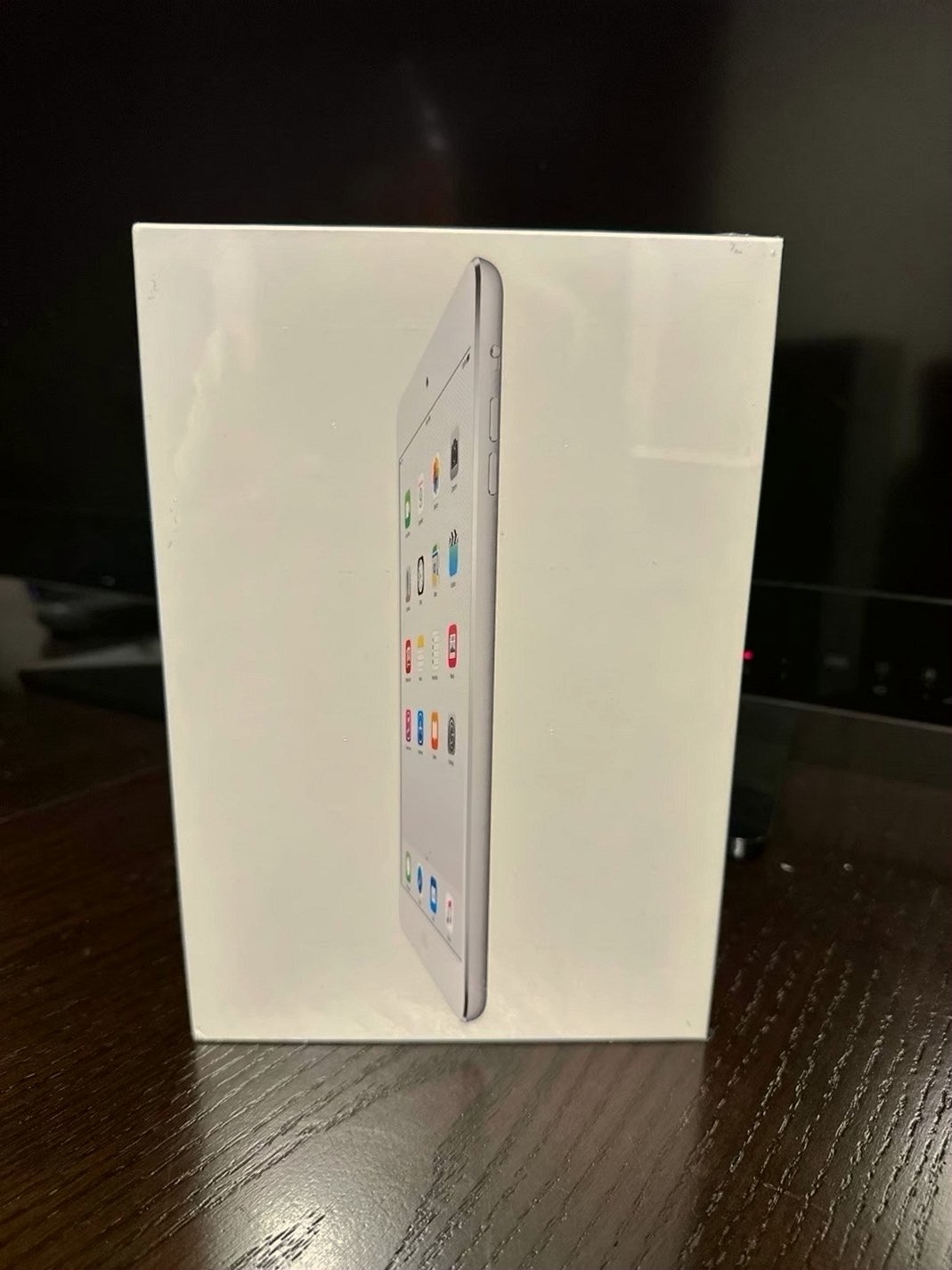 Apple iPad mini 2nd Generation 16GB Silver Unlocked - Used