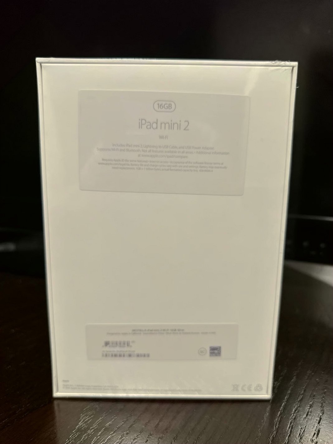 Apple iPad mini 2nd Generation 16GB Silver Unlocked - Used image 3