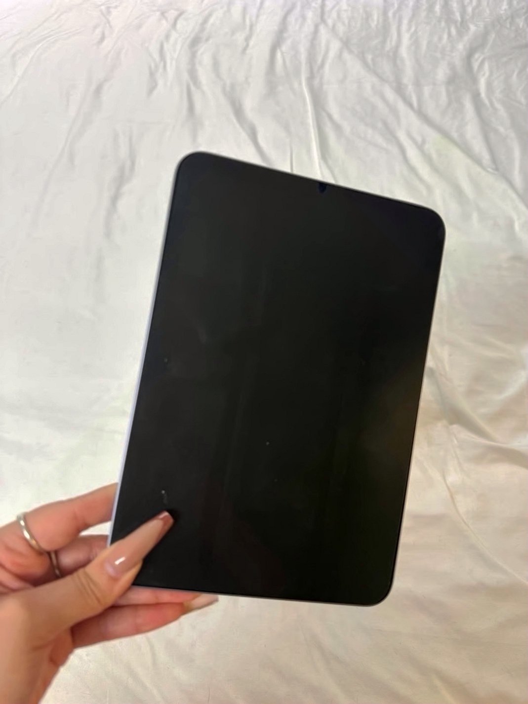 Apple iPad Mini 6th Generation 64GB Purple Unlocked - Used image 3