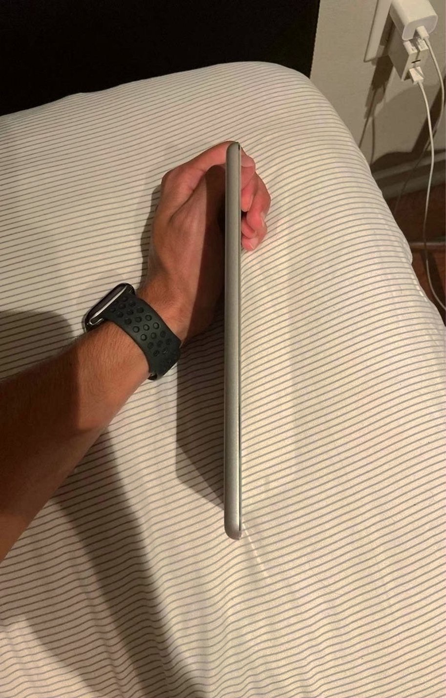 Apple iPad mini 2 32GB Unlocked Used image 5