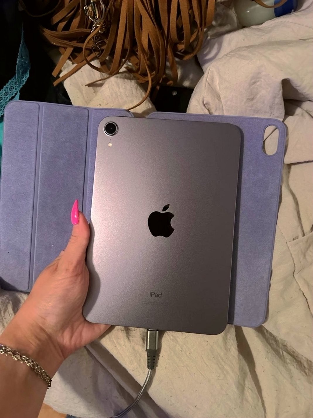 Apple iPad mini 6th Gen 64GB Purple WiFi Only Unlocked - Used image 4