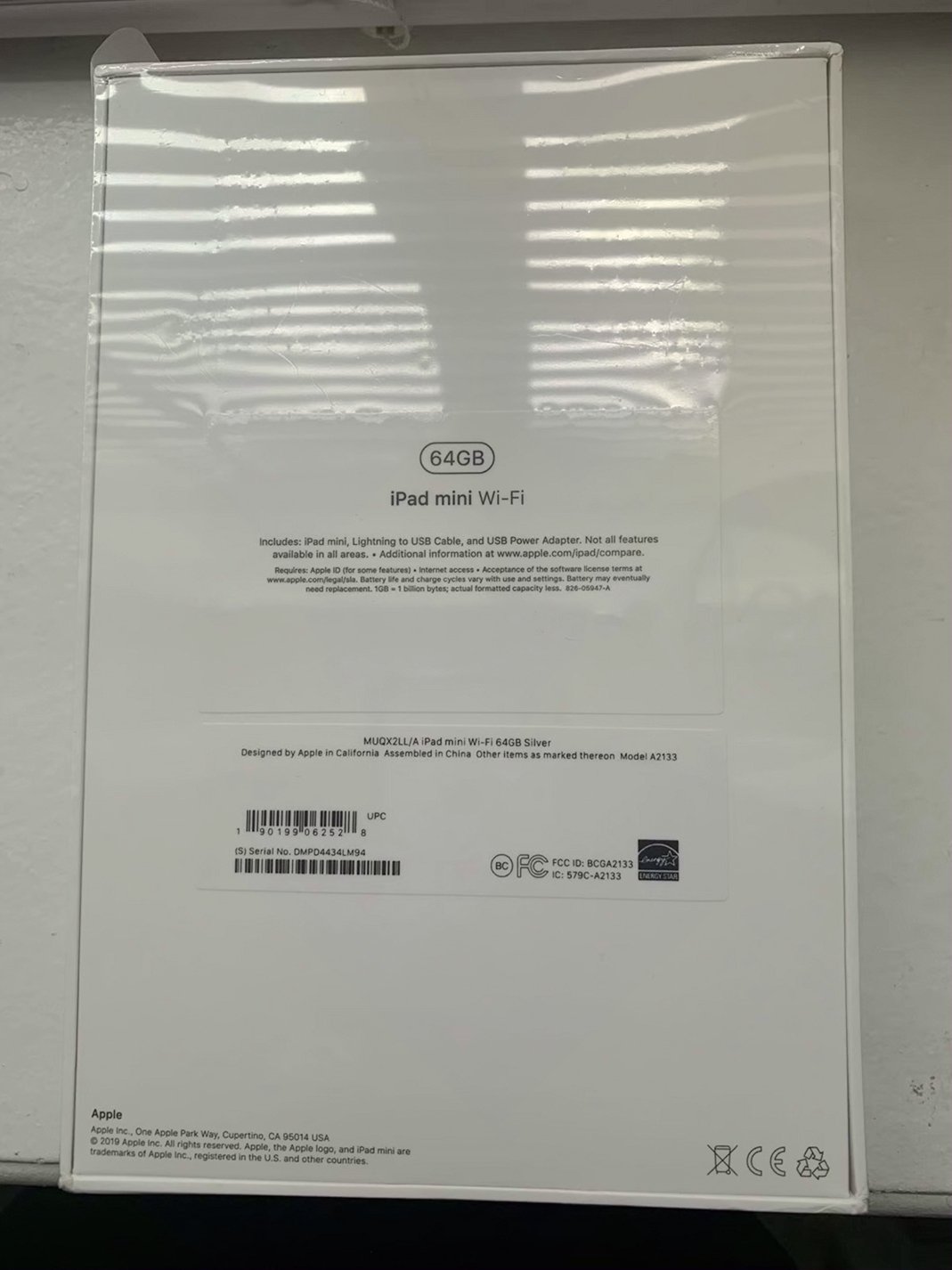Apple iPad mini 5th Generation 64GB Unlocked Used image 2