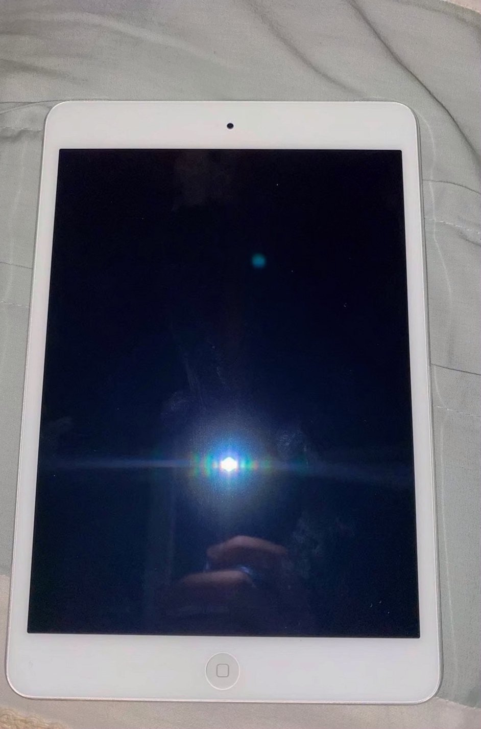 Apple iPad mini 2nd generation 64GB Silver Unlocked - Used