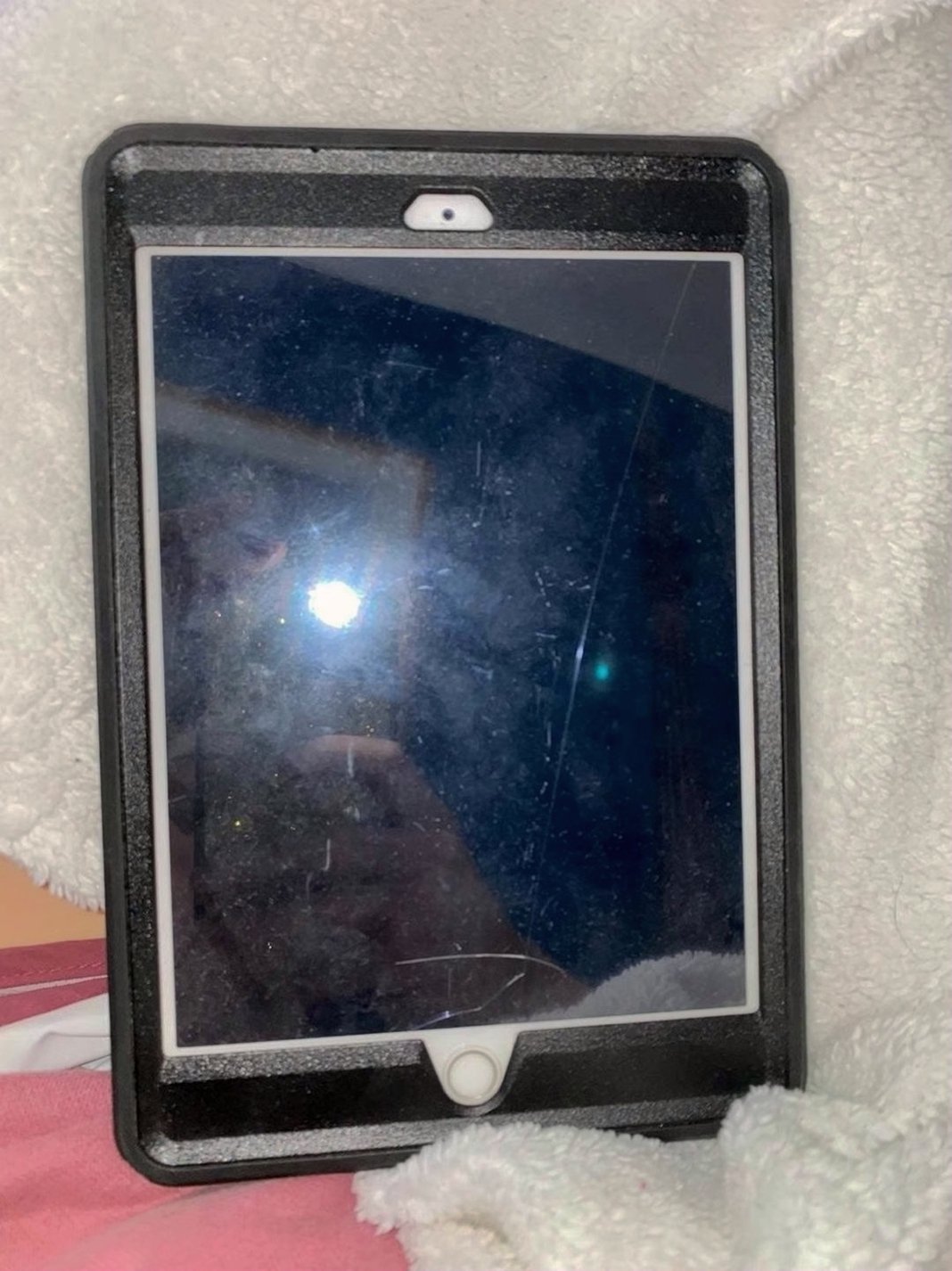 Apple iPad Mini 3 16GB Space Gray Unlocked - Used image 2