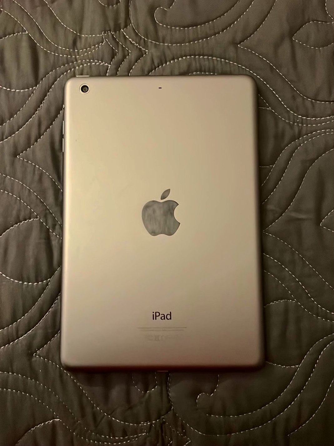 Apple iPad Mini 2nd Generation Unlocked - Used image 2