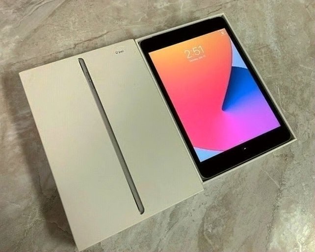 Apple iPad Mini 4 128GB Space Gray Unlocked - Used