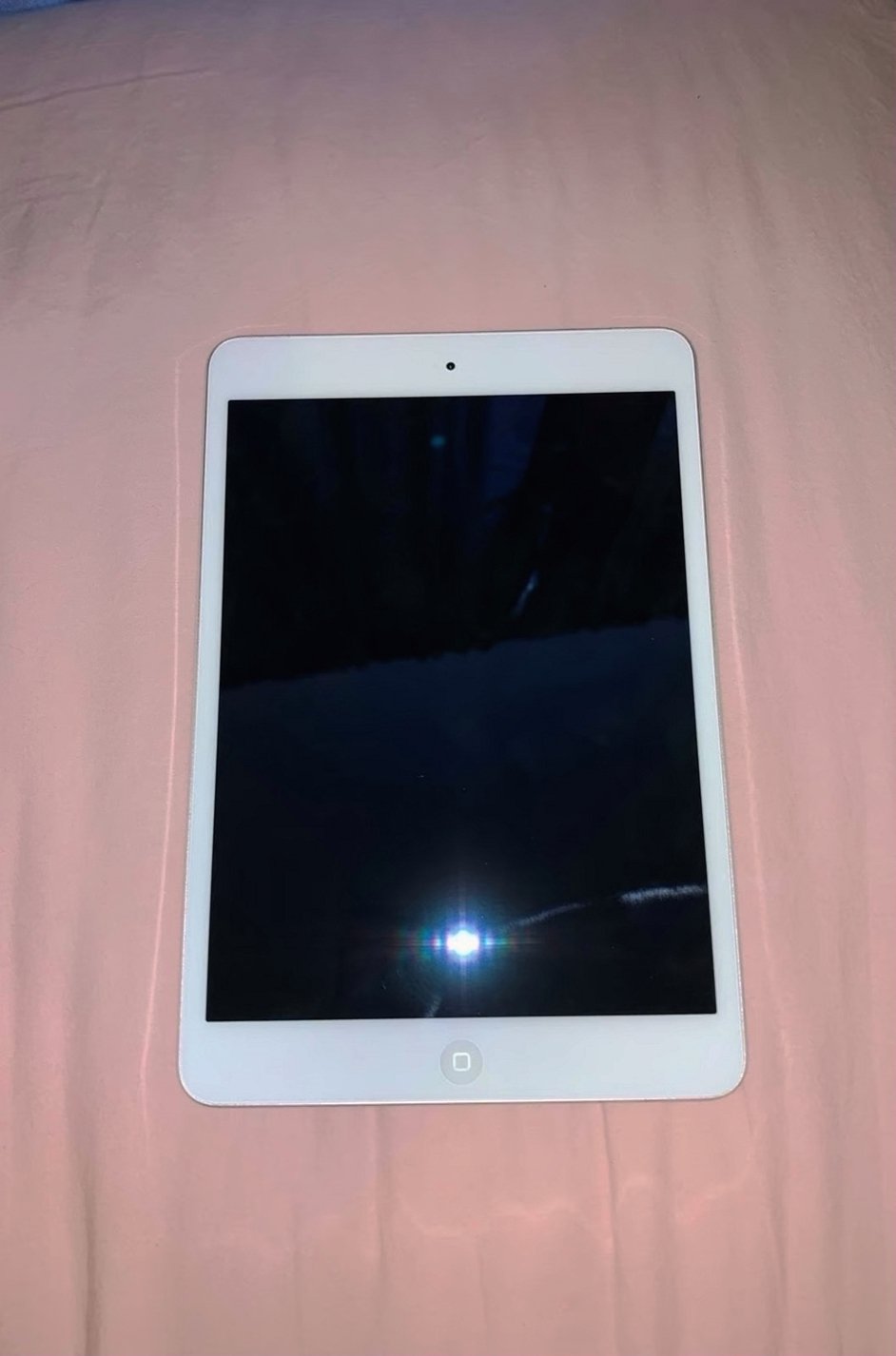 Apple iPad mini 2nd Generation 32GB Silver Unlocked - Used image 2