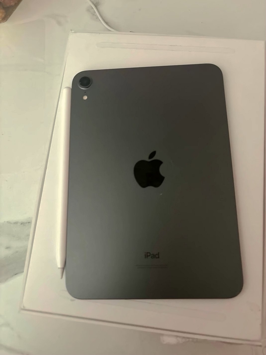 Apple iPad Mini Retina Display 64GB Gray Unlocked - Used image 3