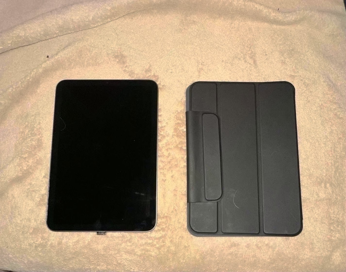 Apple iPad Mini 6th Generation 64GB Space Gray Unlocked - Used image 4