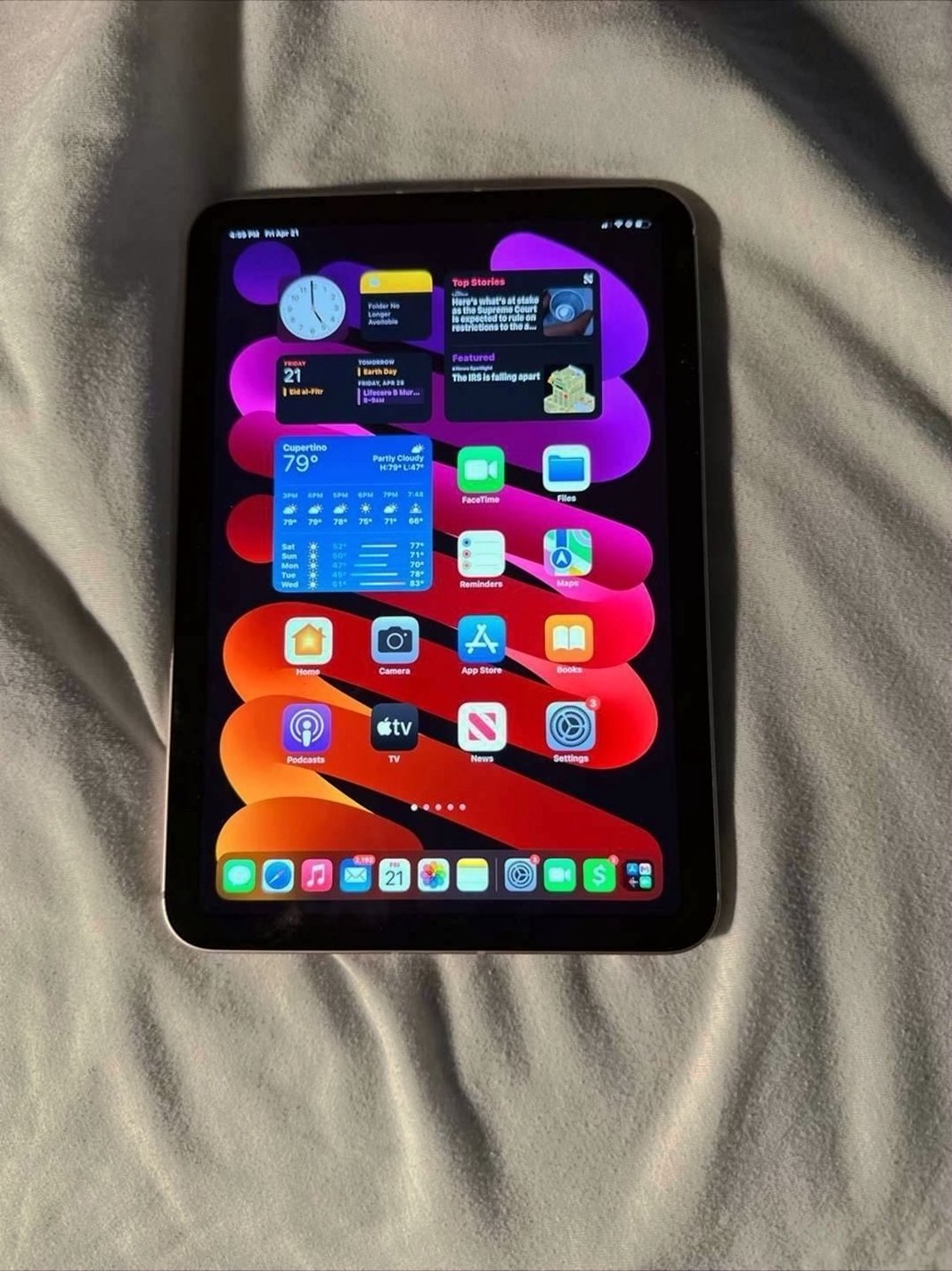Apple iPad Mini 6th Generation 256GB Rose Gold Unlocked - Used image 2