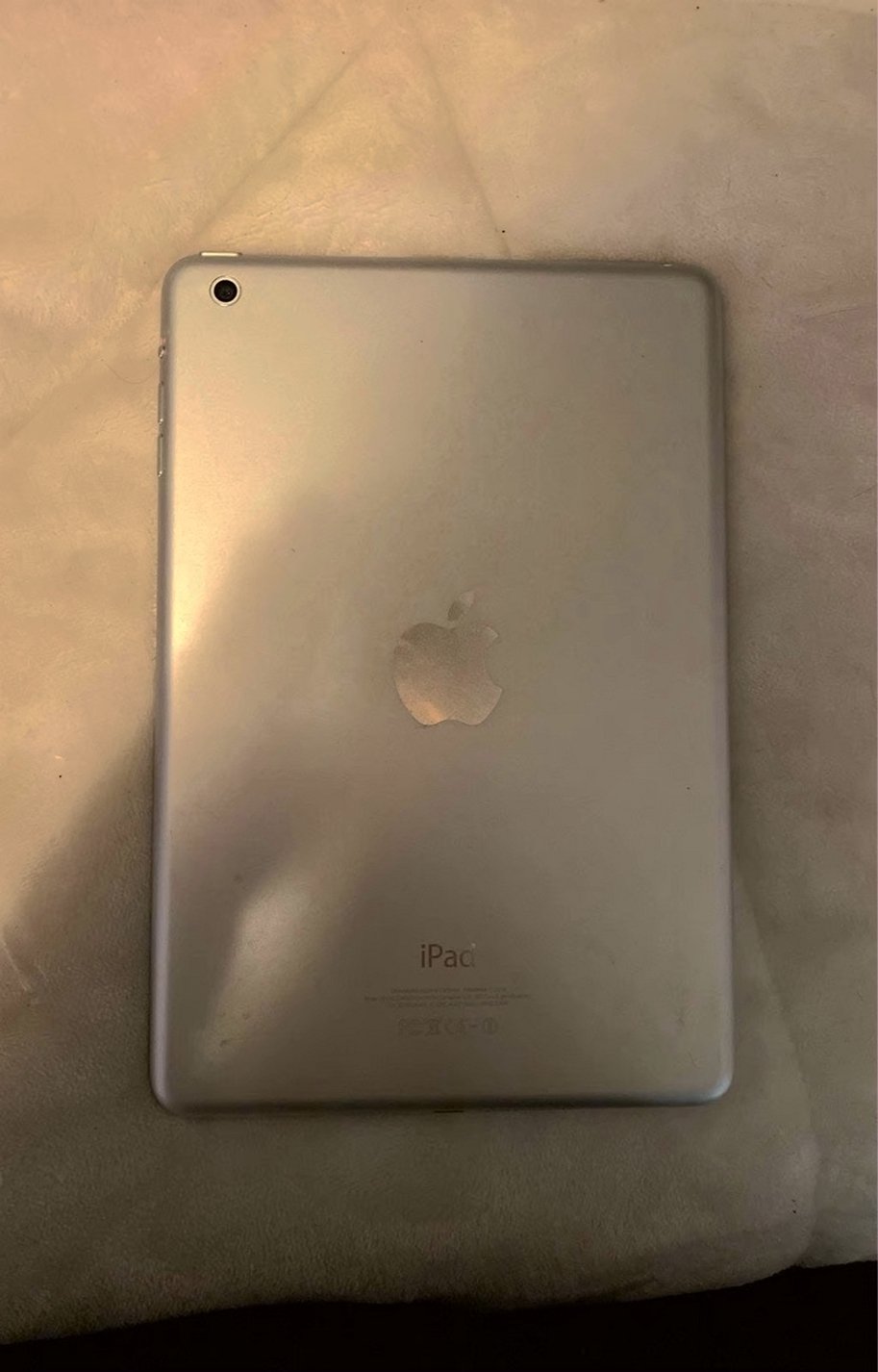 Apple iPad mini 2nd Generation 3T52 White Unlocked - Used image 2