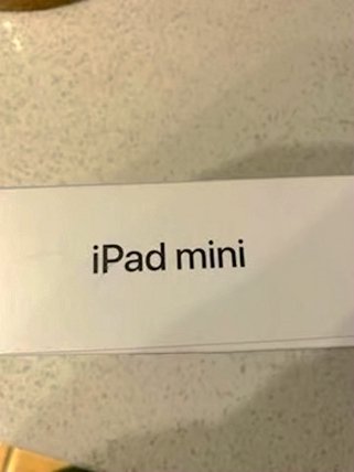 Apple iPad Mini 5th Generation 256GB Space Gray Unlocked - Used image 2