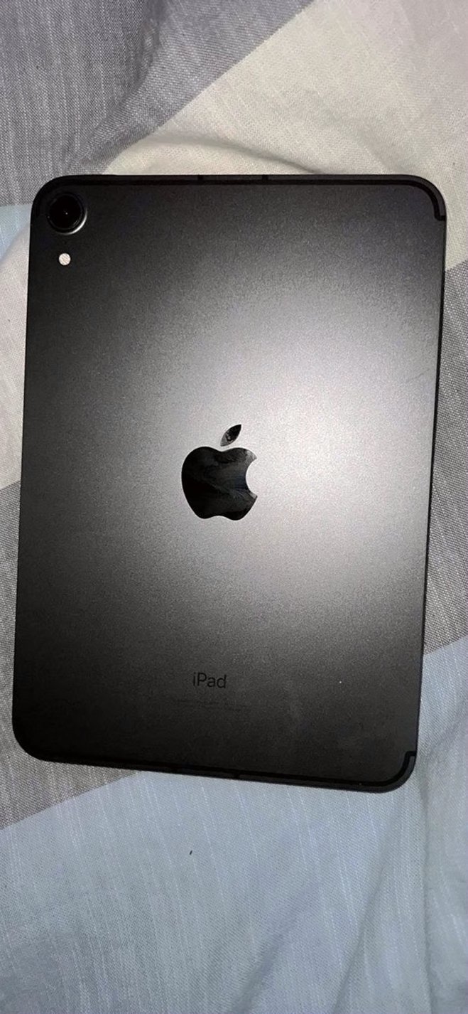Apple iPad Mini 4th Generation 64GB Space Gray Unlocked - Used image 2
