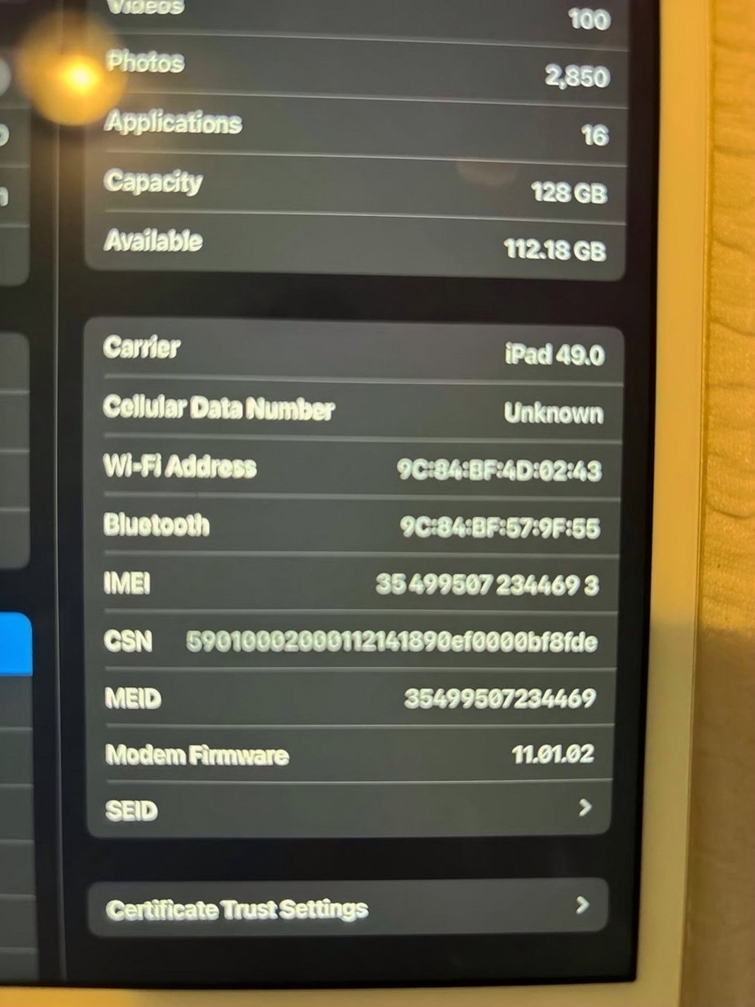 Apple iPad mini 4th Generation 128GB Gold Unlocked - Used image 4