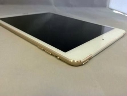 Apple iPad mini 3 128GB Gold Unlocked - Used image 5