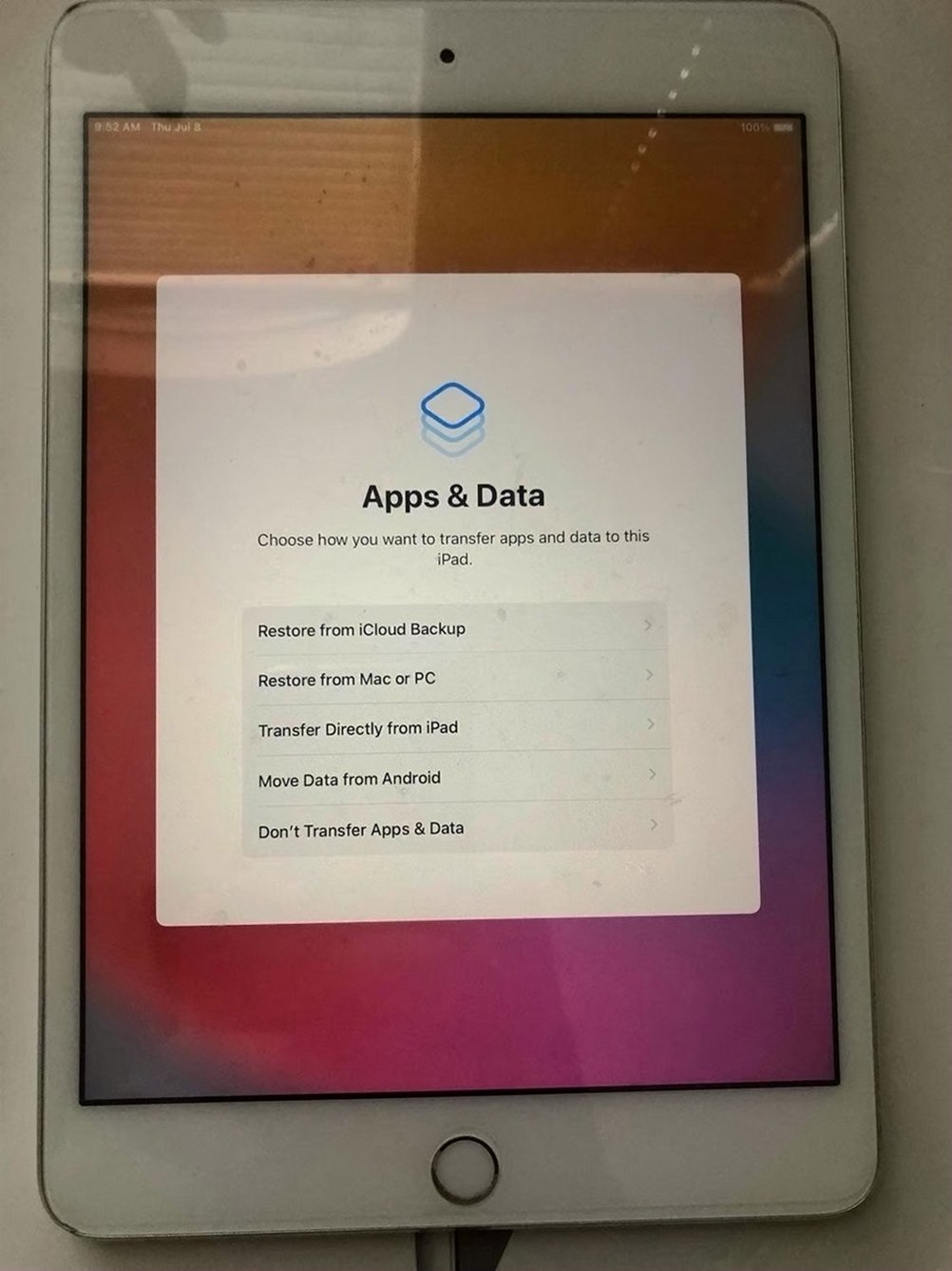 Apple iPad mini 4 64GB Unlocked Used image 3