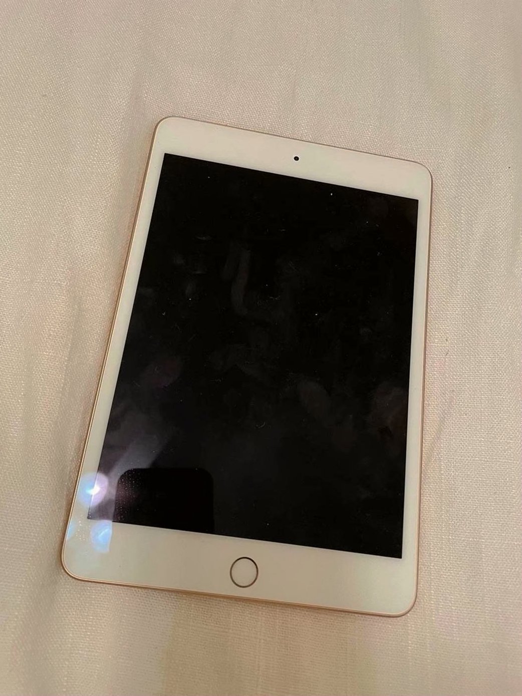 Apple iPad mini 3 8Z81 16GB Gold Unlocked - Used