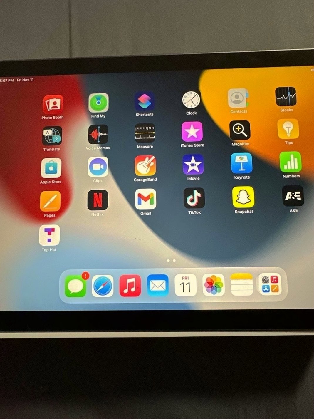 Apple iPad mini 7W61 64GB Space Gray Unlocked - Used