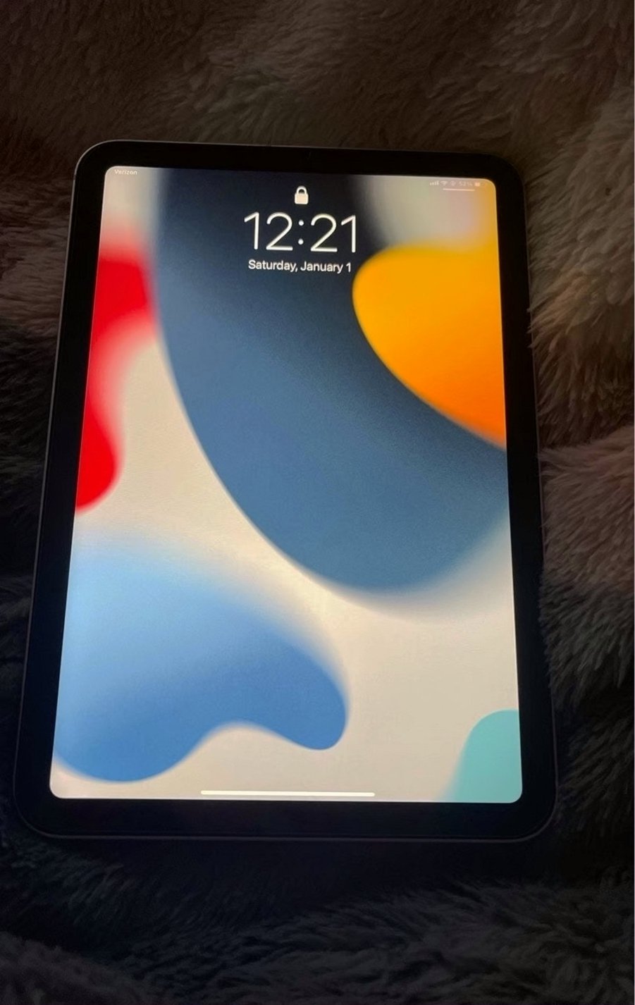 Apple iPad Mini 6th Generation 64GB Unlocked - Used image 2