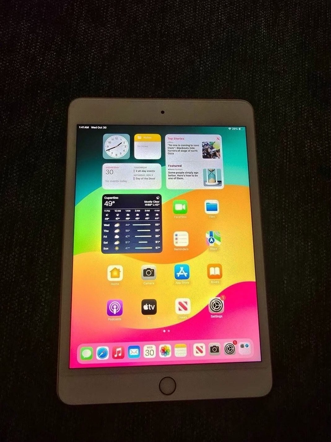 Apple iPad Mini 5th Generation 64GB Space Gray Unlocked - Used