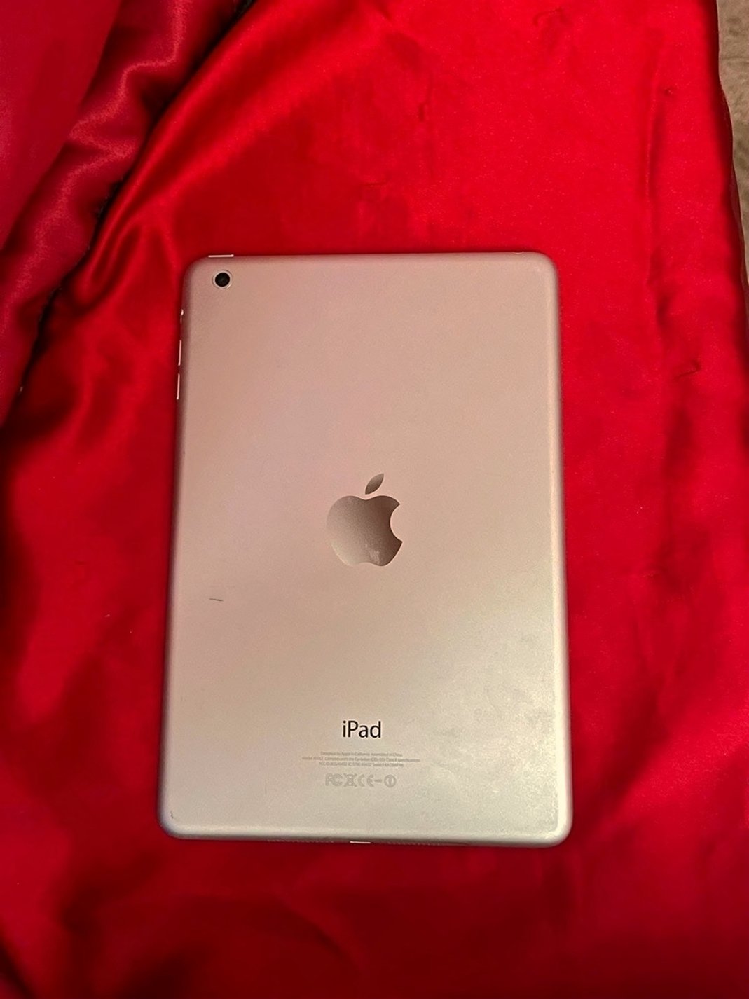 Apple iPad mini 1st Generation 16GB Space Gray Unlocked - Used image 2
