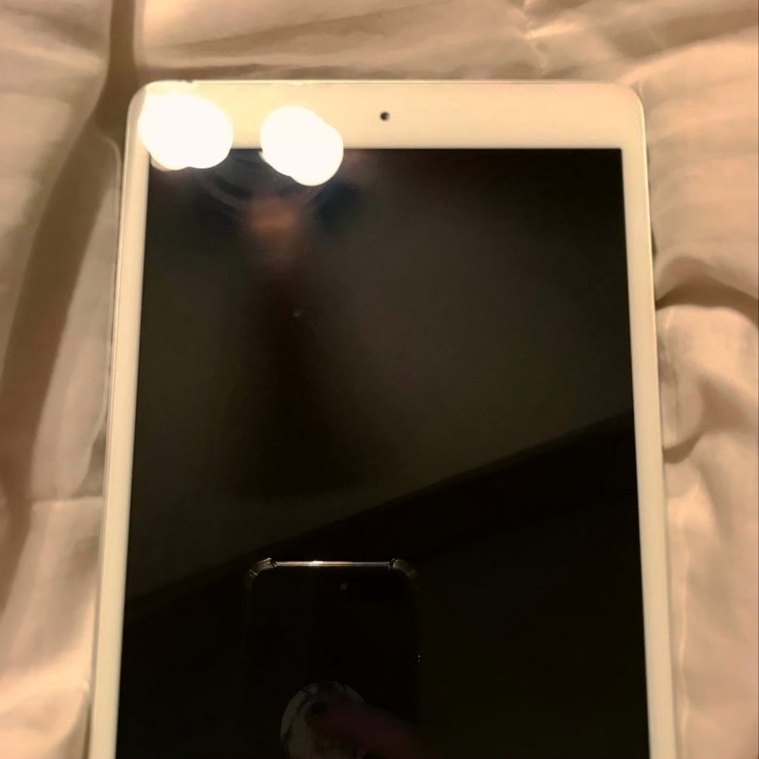 Apple iPad Mini 3Q99 64GB Space Gray Unlocked - Used image 2