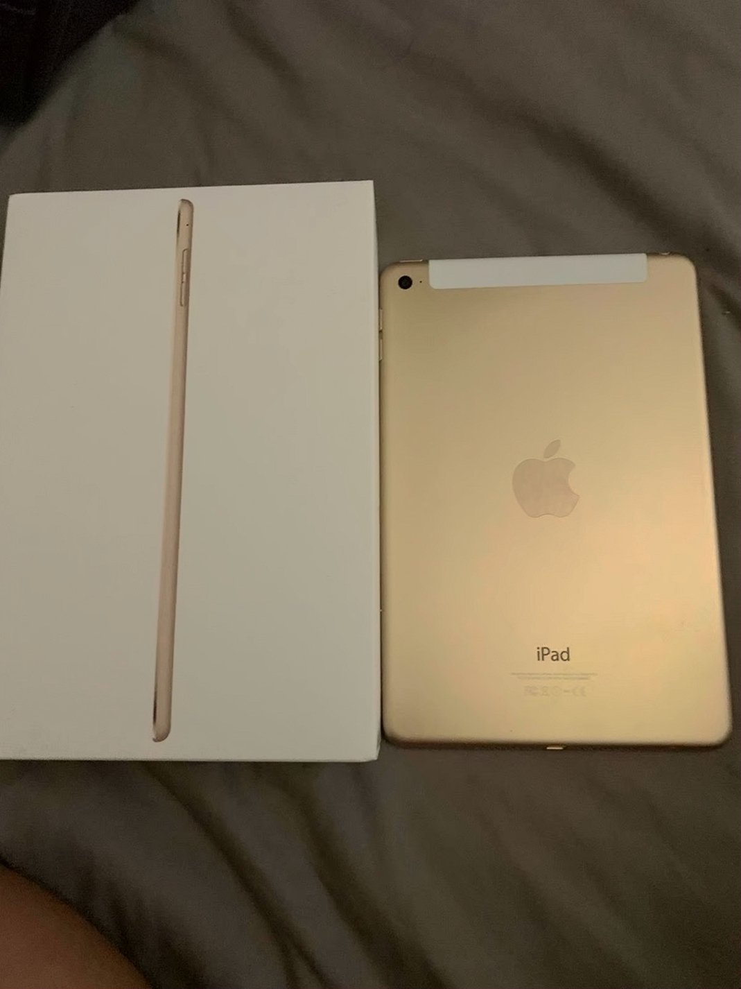 Apple iPad Mini 4th gen 32GB Gold Unlocked - Used image 4