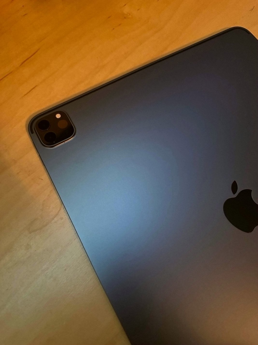 Apple iPad Pro 12.9-inch 128GB Space Gray Unlocked - Used image 4