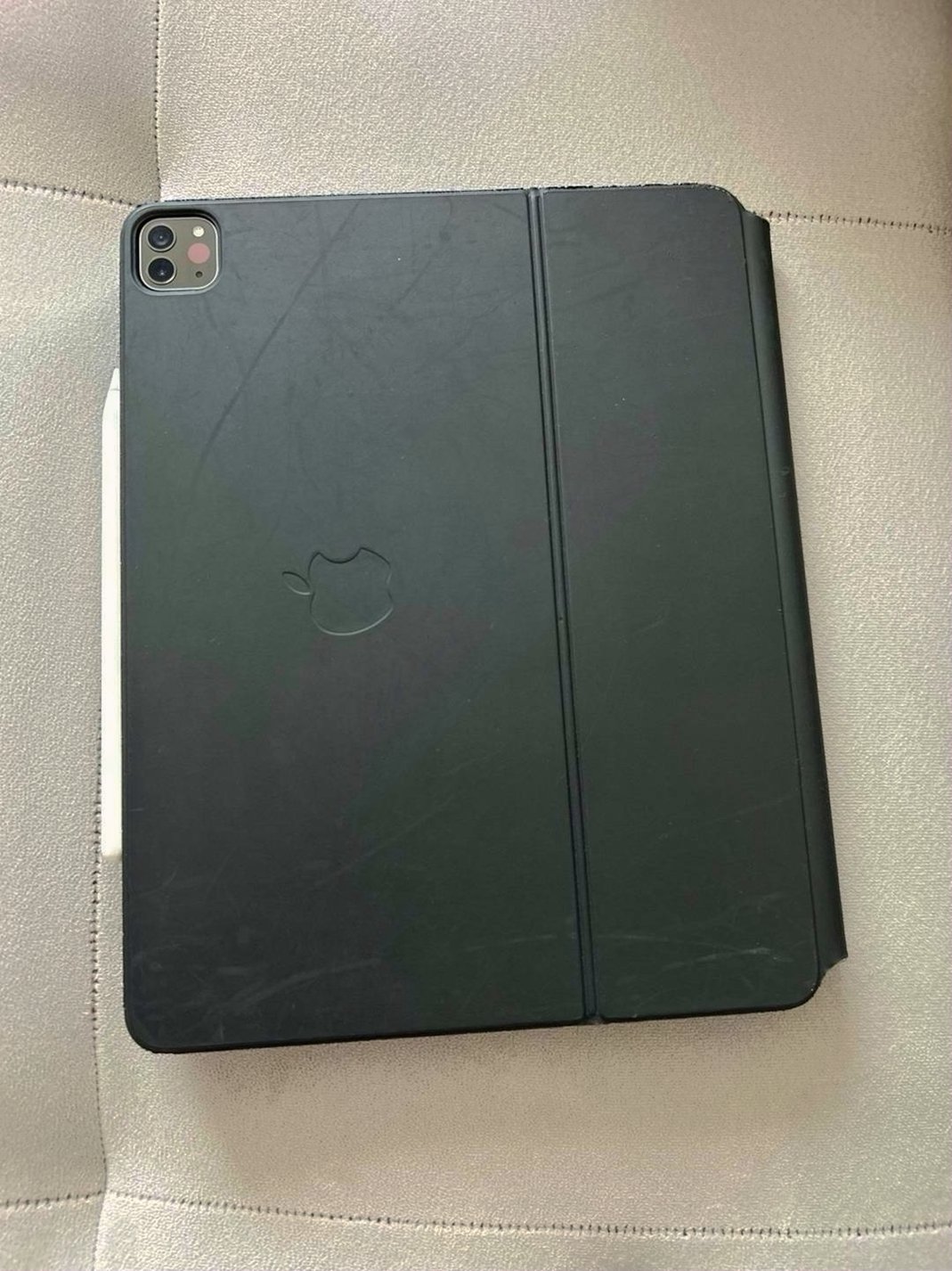 Apple iPad Pro 12.9in 128GB Unlocked Used image 4