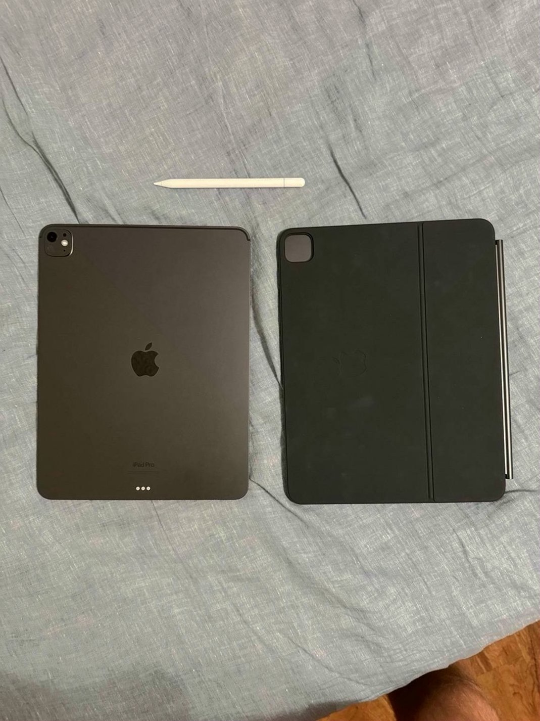 Apple iPad Pro 2024 M4 256GB Unlocked Used image 5