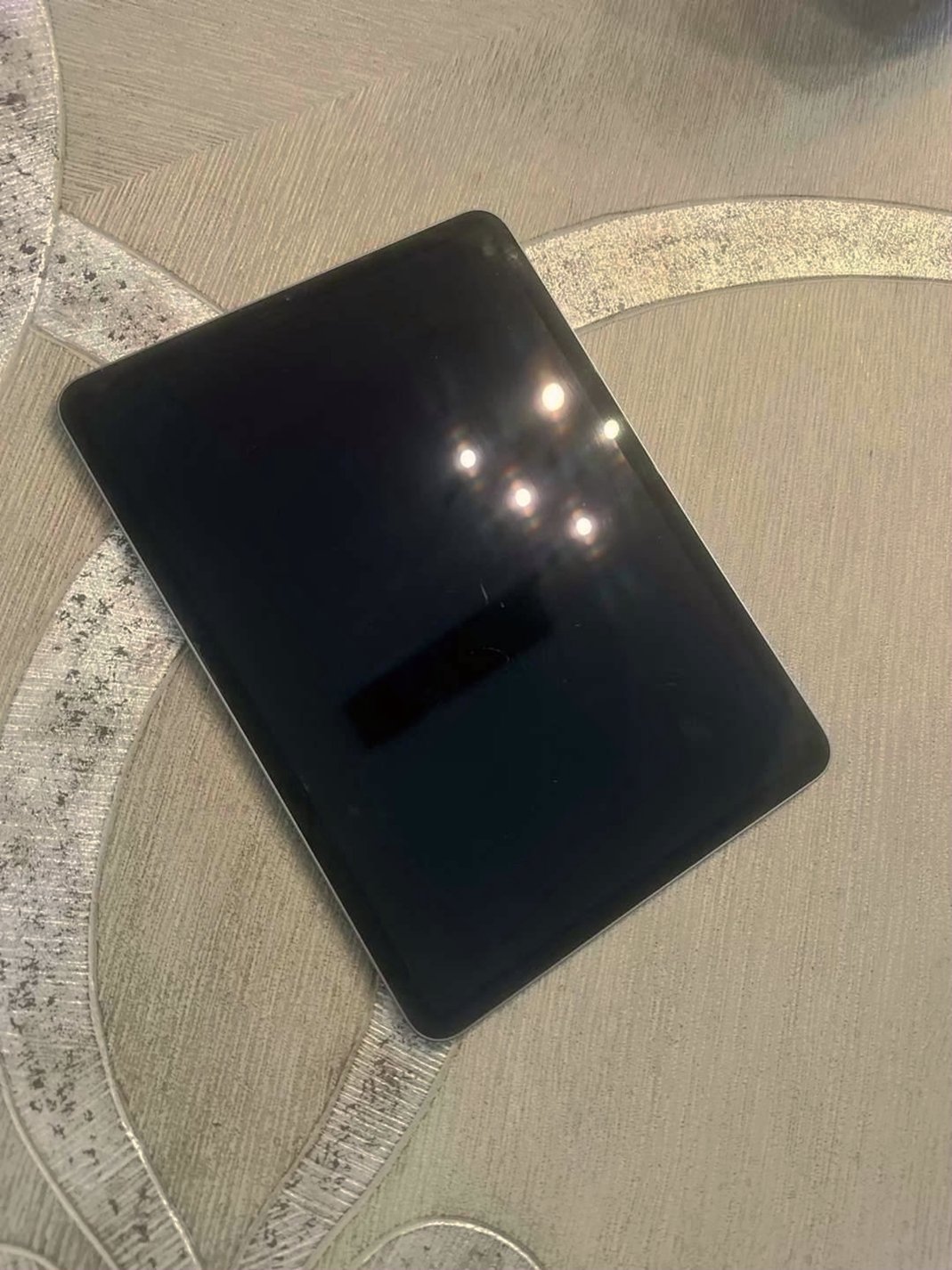 Apple iPad Pro 8H85 256GB Space Grey Unlocked - Used image 2