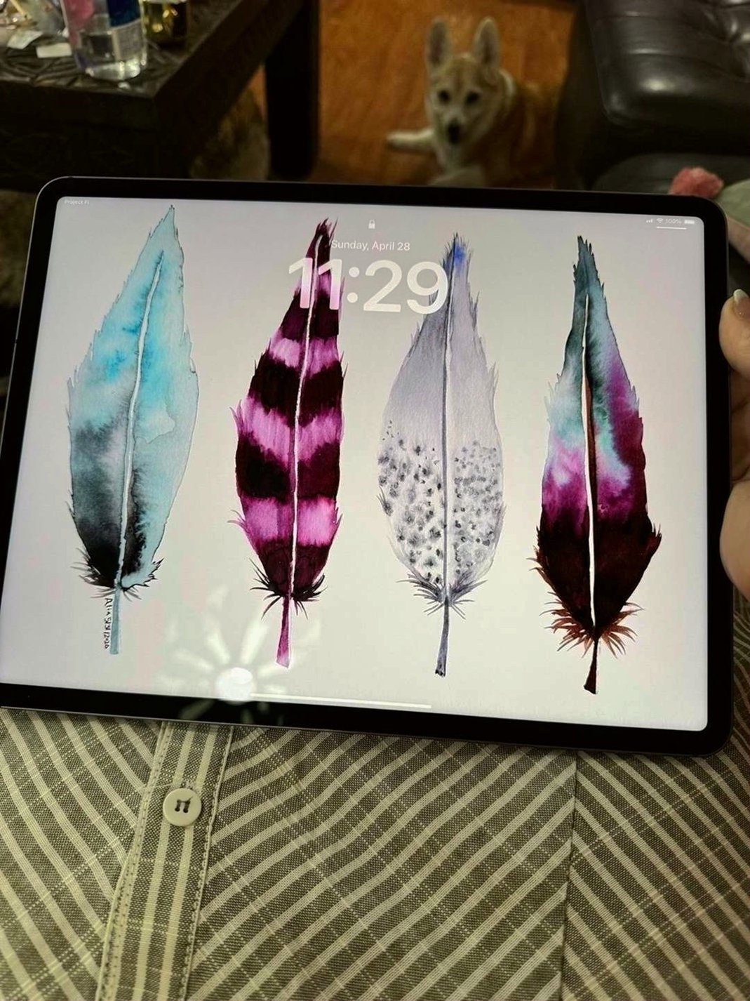 Apple iPad Pro 5th Gen 2TB Space Gray Unlocked - Used image 3