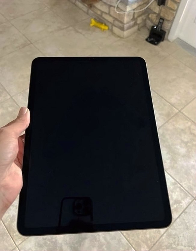 Apple iPad Pro 11 inch 128GB Space Gray Unlocked - Used image 3