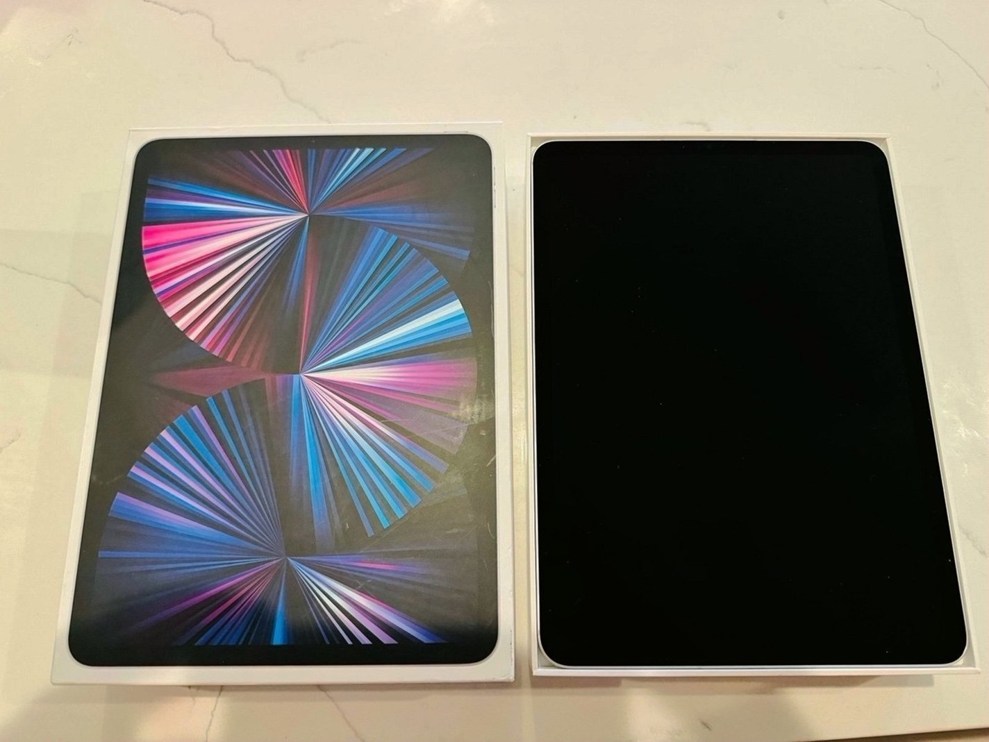 Apple iPad Pro 3rd Gen 128GB Space Gray Unlocked - Used