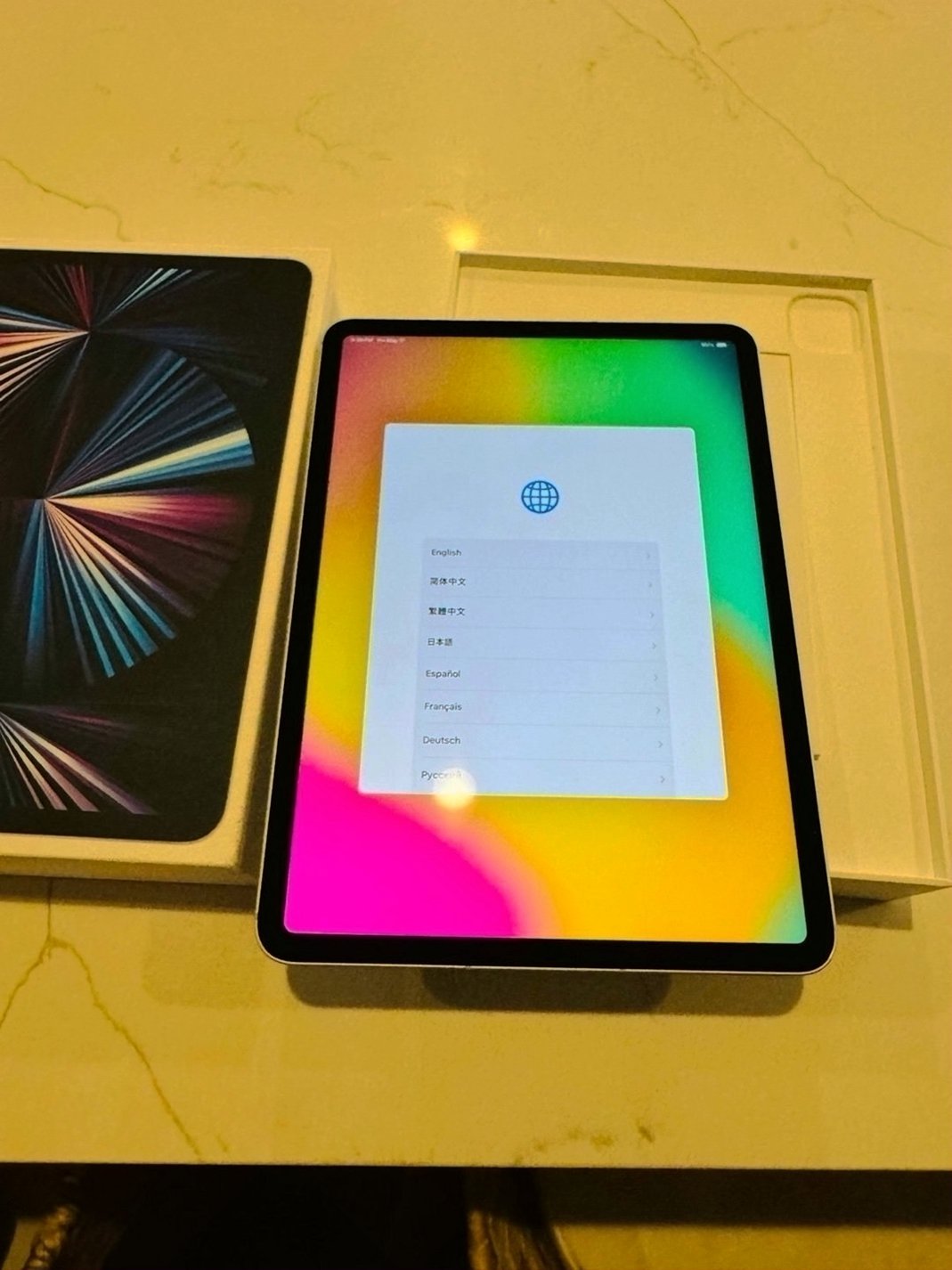 Apple iPad Pro 3rd Gen 128GB Space Gray Unlocked - Used image 2