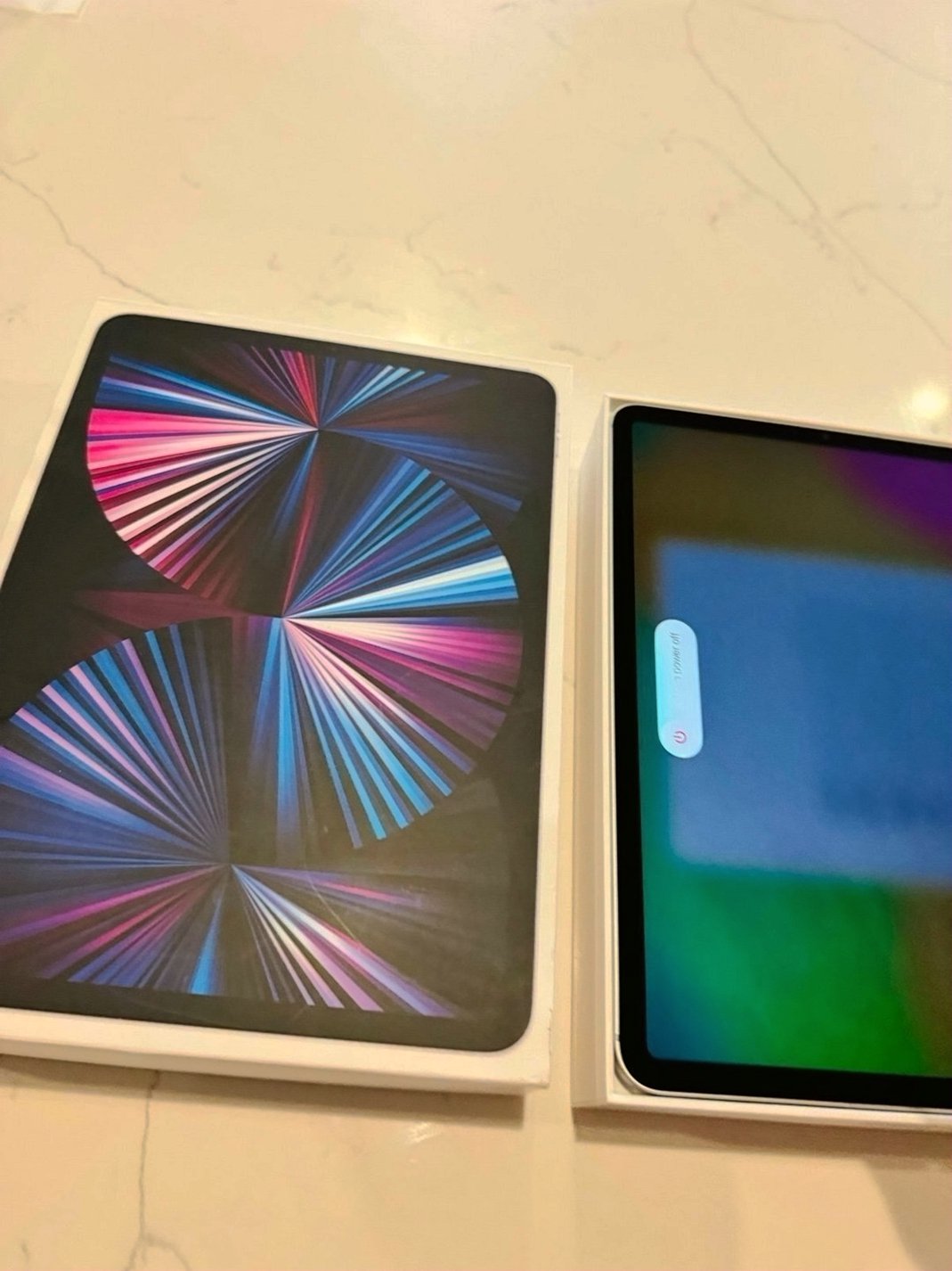 Apple iPad Pro 3rd Gen 128GB Space Gray Unlocked - Used image 5