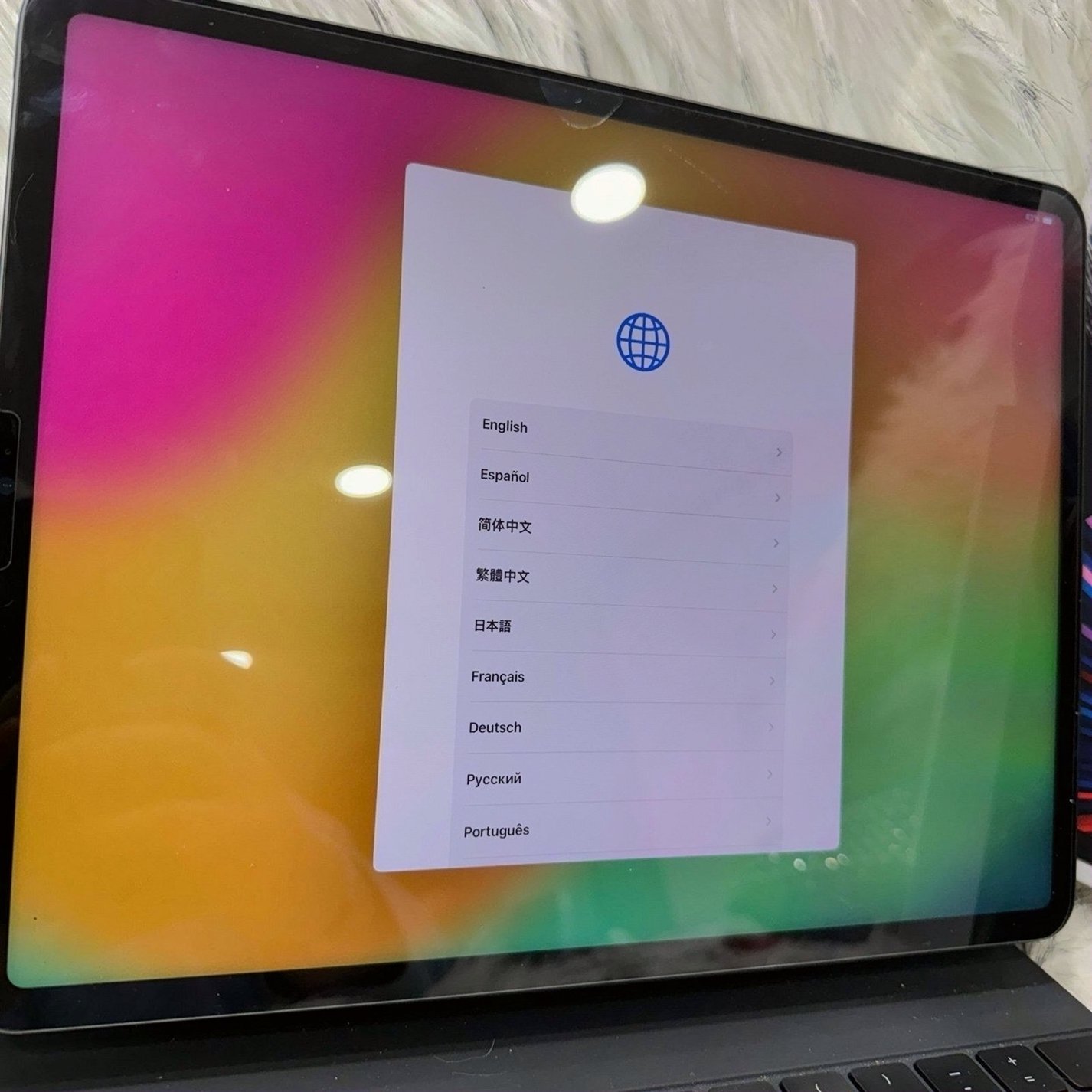 Apple iPad Pro 12.9 inch 5th Gen 128GB Space Grey Unlocked - Used image 3