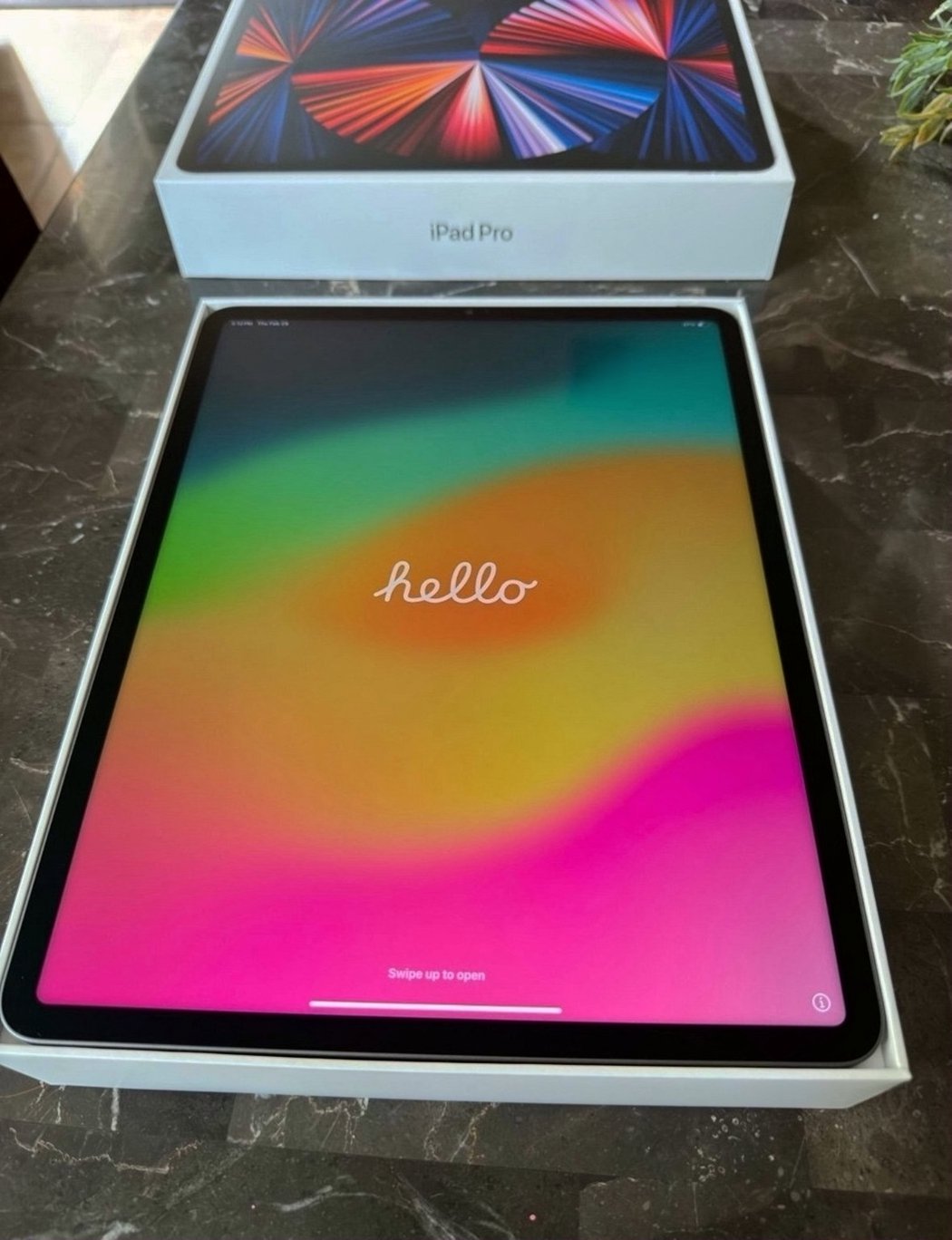 Apple iPad Pro 12.9in 128GB Space Gray Unlocked - Used