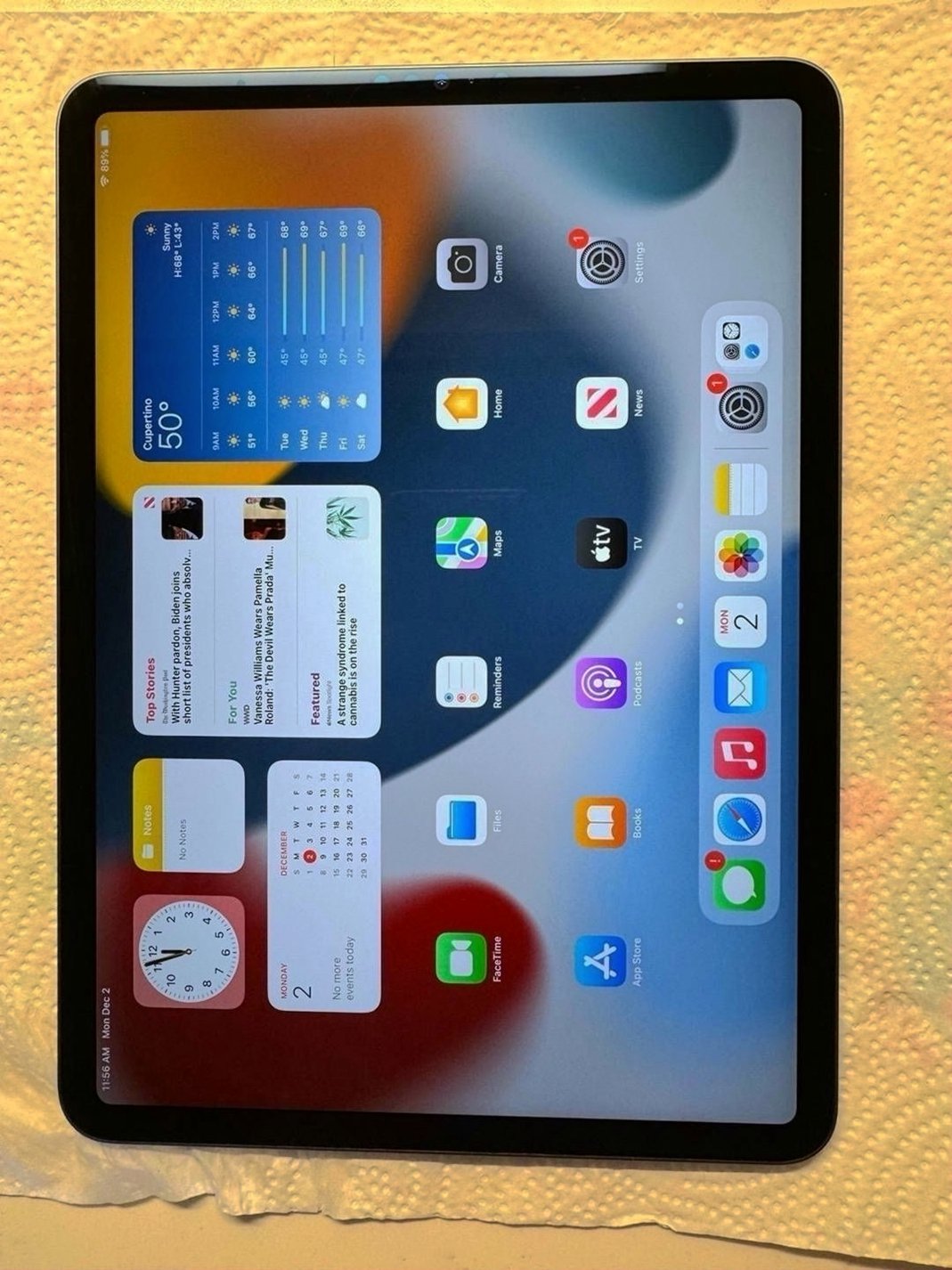 Apple iPad Pro 3rd Generation 128GB Unlocked Used image 3